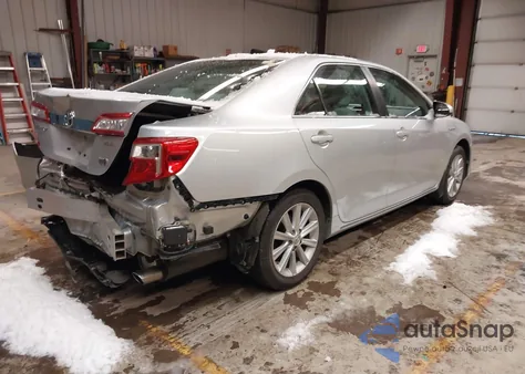 2014 Toyota Camry Hybrid/Le/Xle из США, поврежденный, VIN 4T1BD1FK3EU111150